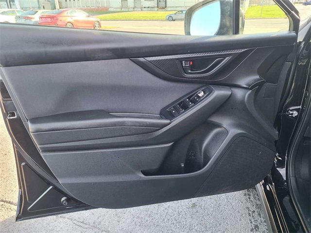 Used 2022 Subaru Crosstrek 2.0i Premium image 16