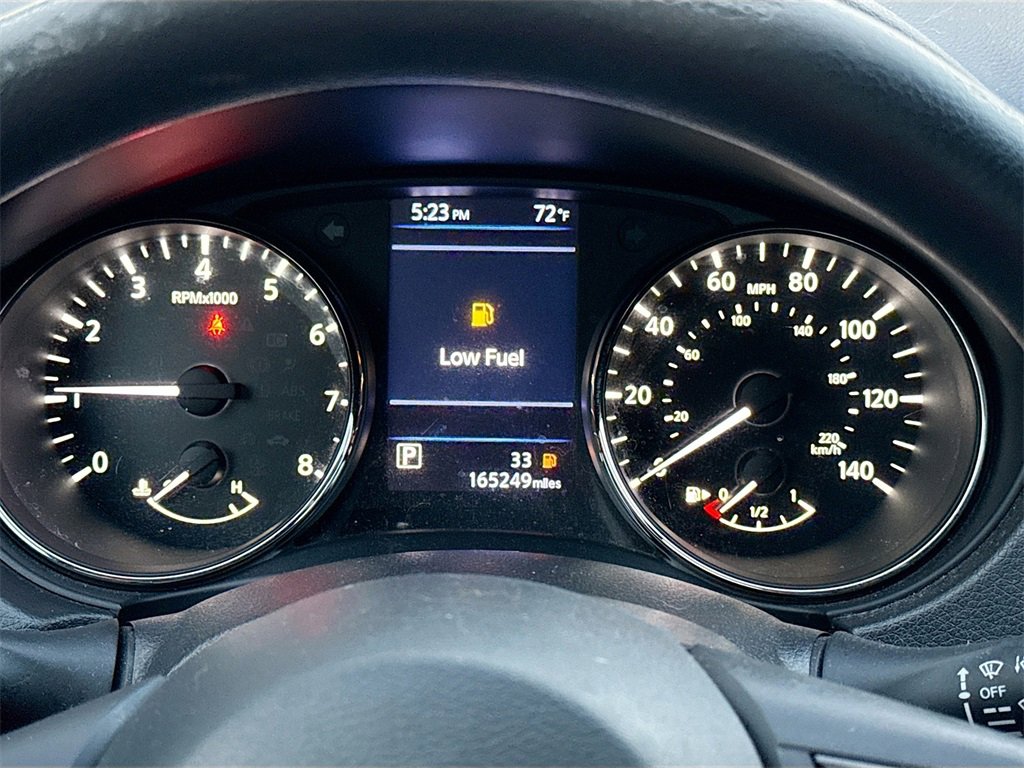 Used 2019 Nissan Rogue Sport S image 13