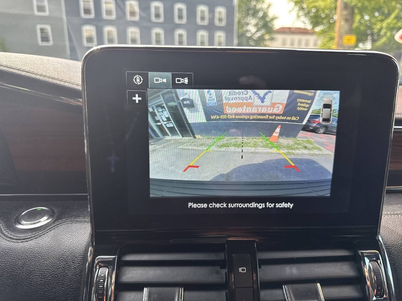 Used 2018 Lincoln Navigator Select w/ Technology Package AWD/4WD image 28