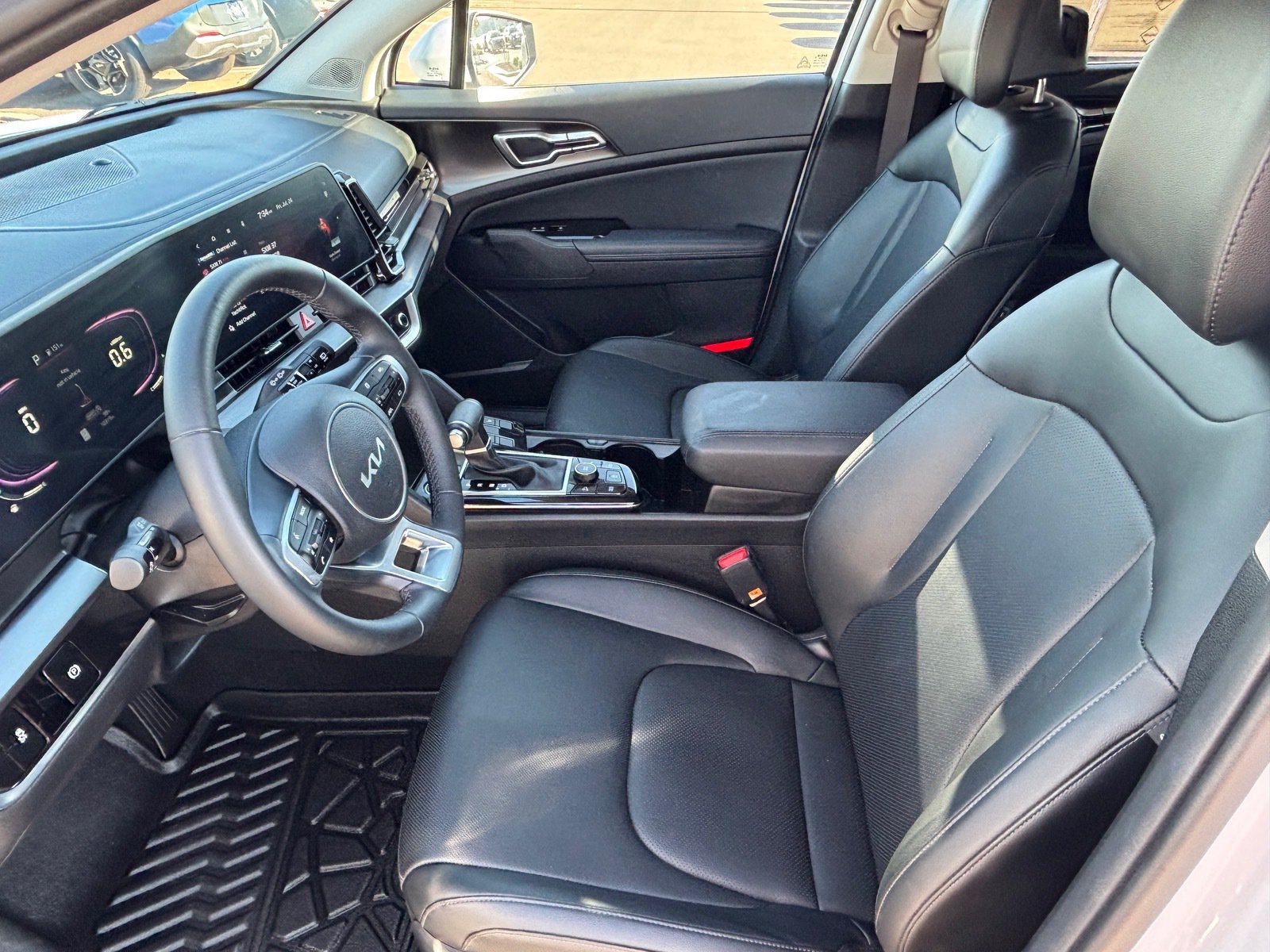 Certified 2024 Kia Sportage EX FWD image 21