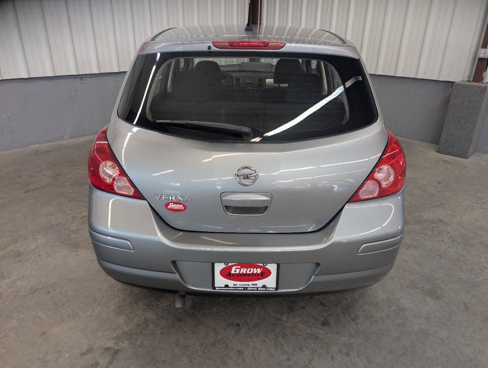 Used 2011 Nissan Versa 1.8 S w/ Plus Pkg FWD image 14