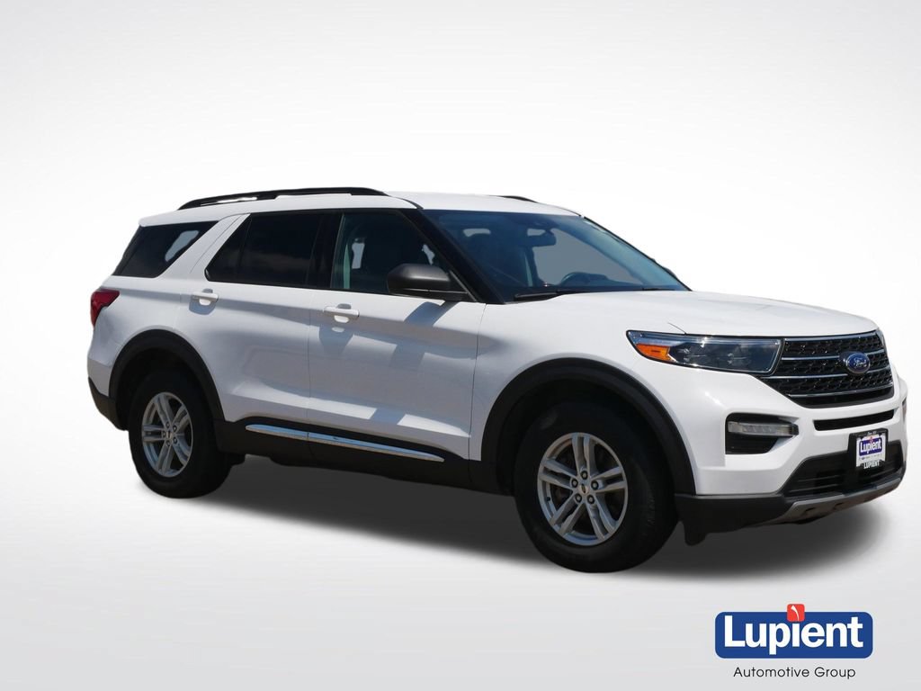 Certified 2024 Ford Explorer XLT AWD/4WD image 1
