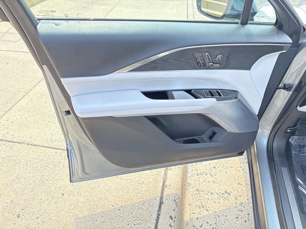 Certified 2024 Cadillac Lyriq Sport AWD/4WD image 29