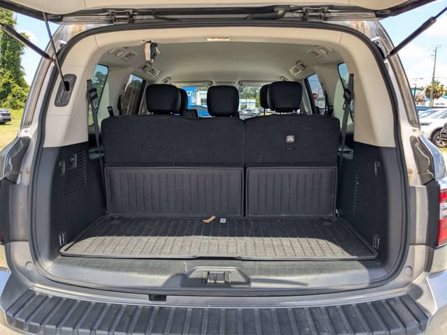 Used 2022 Nissan Armada SV w/ SV Appearance Package RWD image 14
