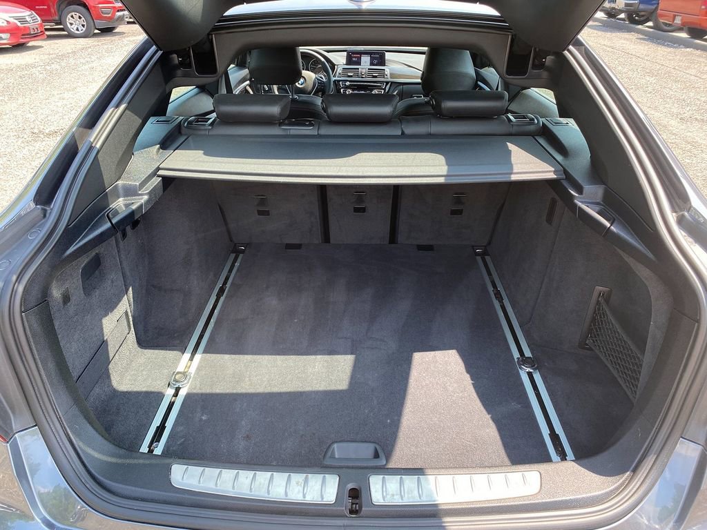 Used 2018 BMW 330i Gran Turismo xDrive image 26