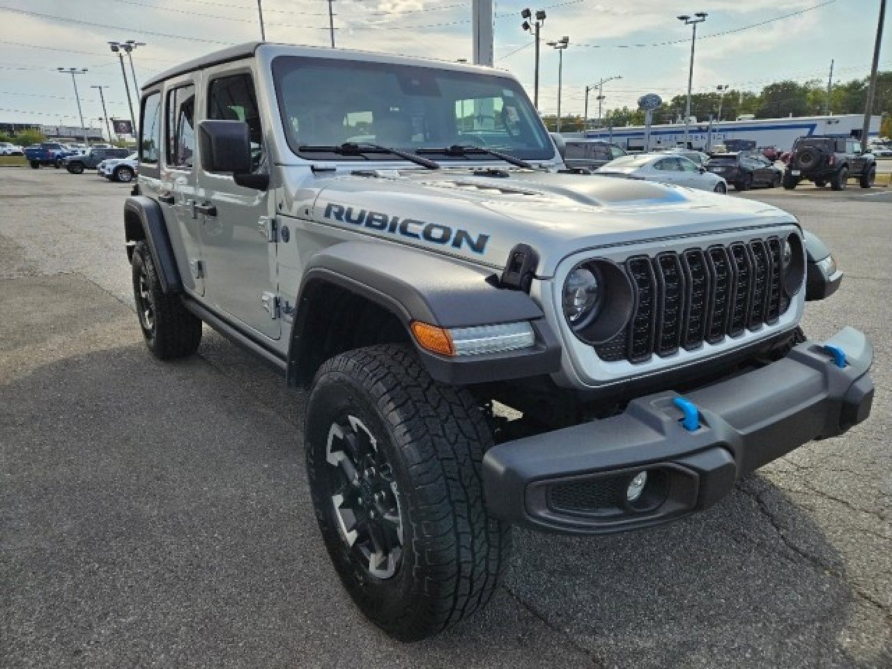 Used 2024 Jeep Wrangler Unlimited Rubicon 4xe image 8
