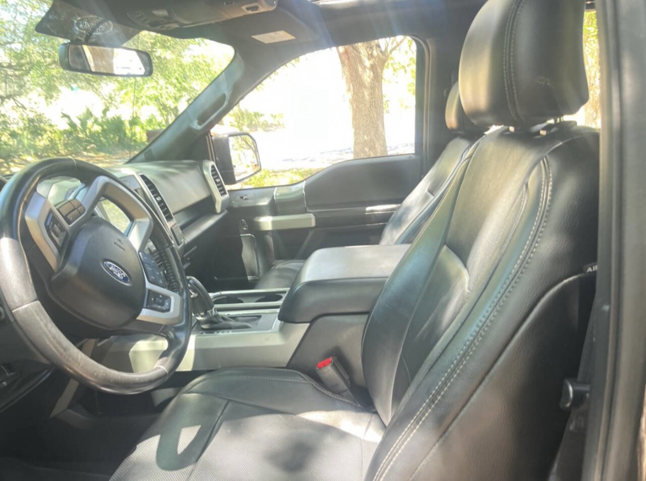 Used 2017 Ford F150 Lariat AWD/4WD image 5