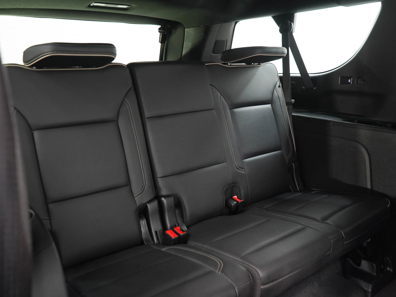 Used 2021 GMC Yukon XL SLT w/ Rear Media and Nav Package AWD/4WD image 15