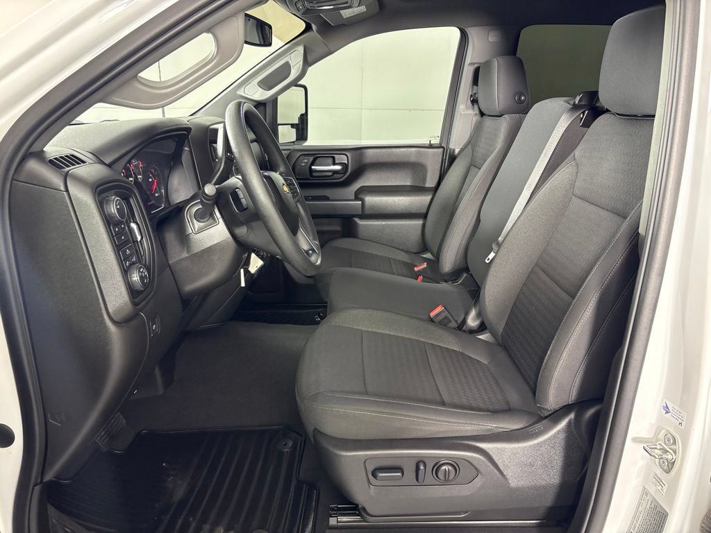 Certified 2023 Chevrolet Silverado 2500 Custom w/ Custom Value Package AWD/4WD image 29