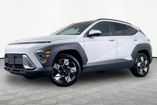 Used 2025 Hyundai Kona SEL AWD/4WD image 1
