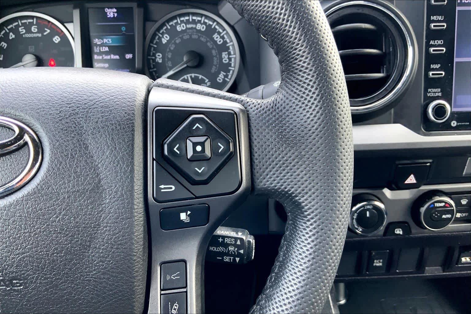 Used 2023 Toyota Tacoma TRD Sport AWD/4WD image 24