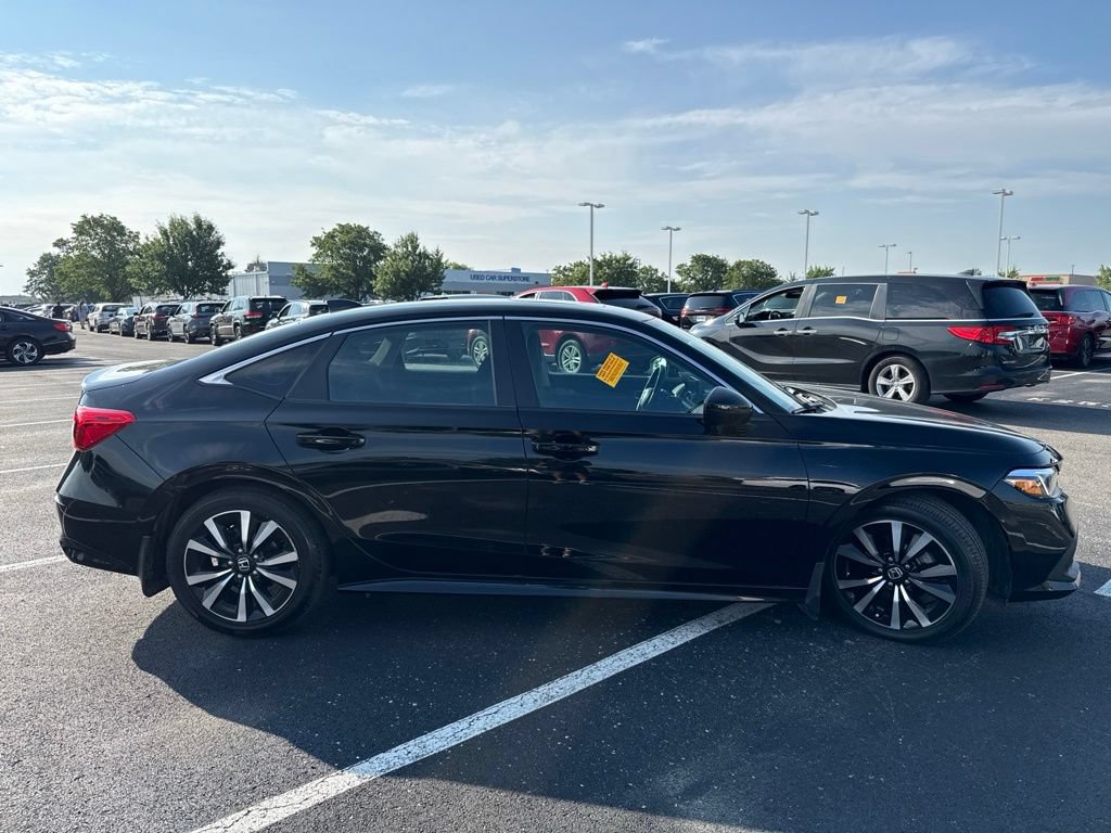 Used 2024 Honda Civic EX image 12