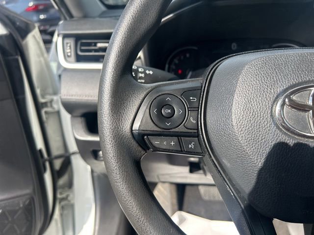 Used 2024 Toyota RAV4 XLE image 21