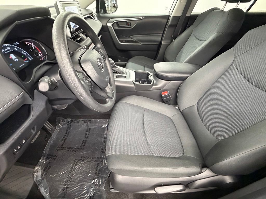Certified 2025 Toyota RAV4 LE FWD image 22
