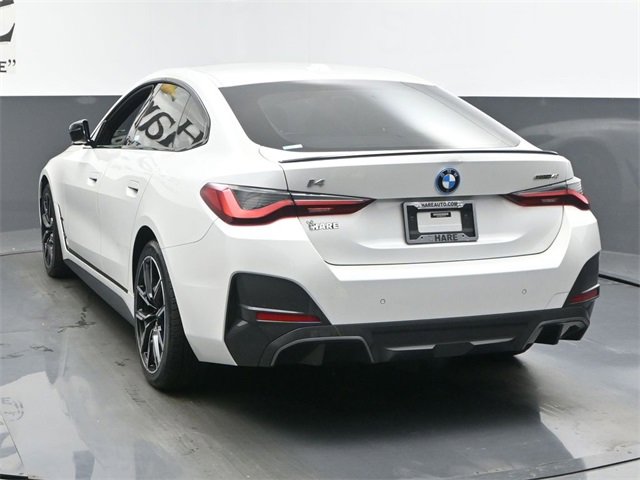 Used 2023 BMW i4 eDrive40 w/ M Sport Package image 33