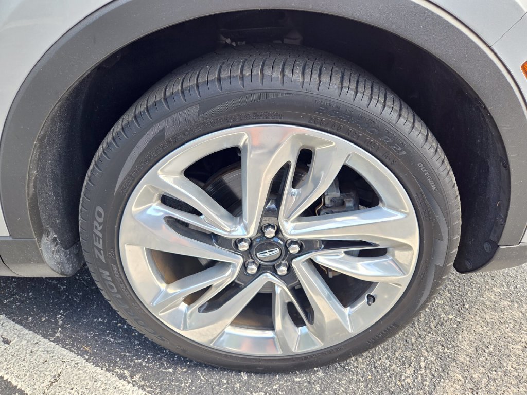 Used 2018 Lincoln MKX Reserve w/ Driver Assistance Package FWD image 20