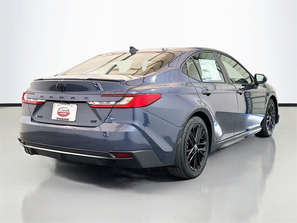 New 2026 Toyota Camry SE image 4
