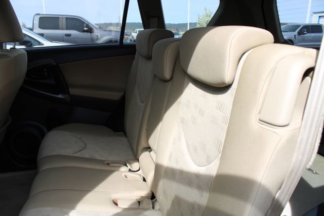 Used 2010 Toyota RAV4 2WD image 17