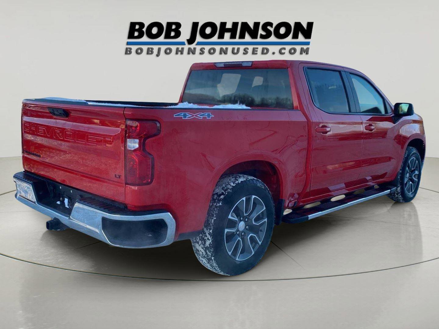 Used 2023 Chevrolet Silverado 1500 LT AWD/4WD image 3