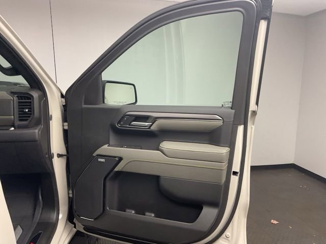 New 2026 Chevrolet Silverado 1500 ZR2 w/ LPO, Dark Essentials Package image 24