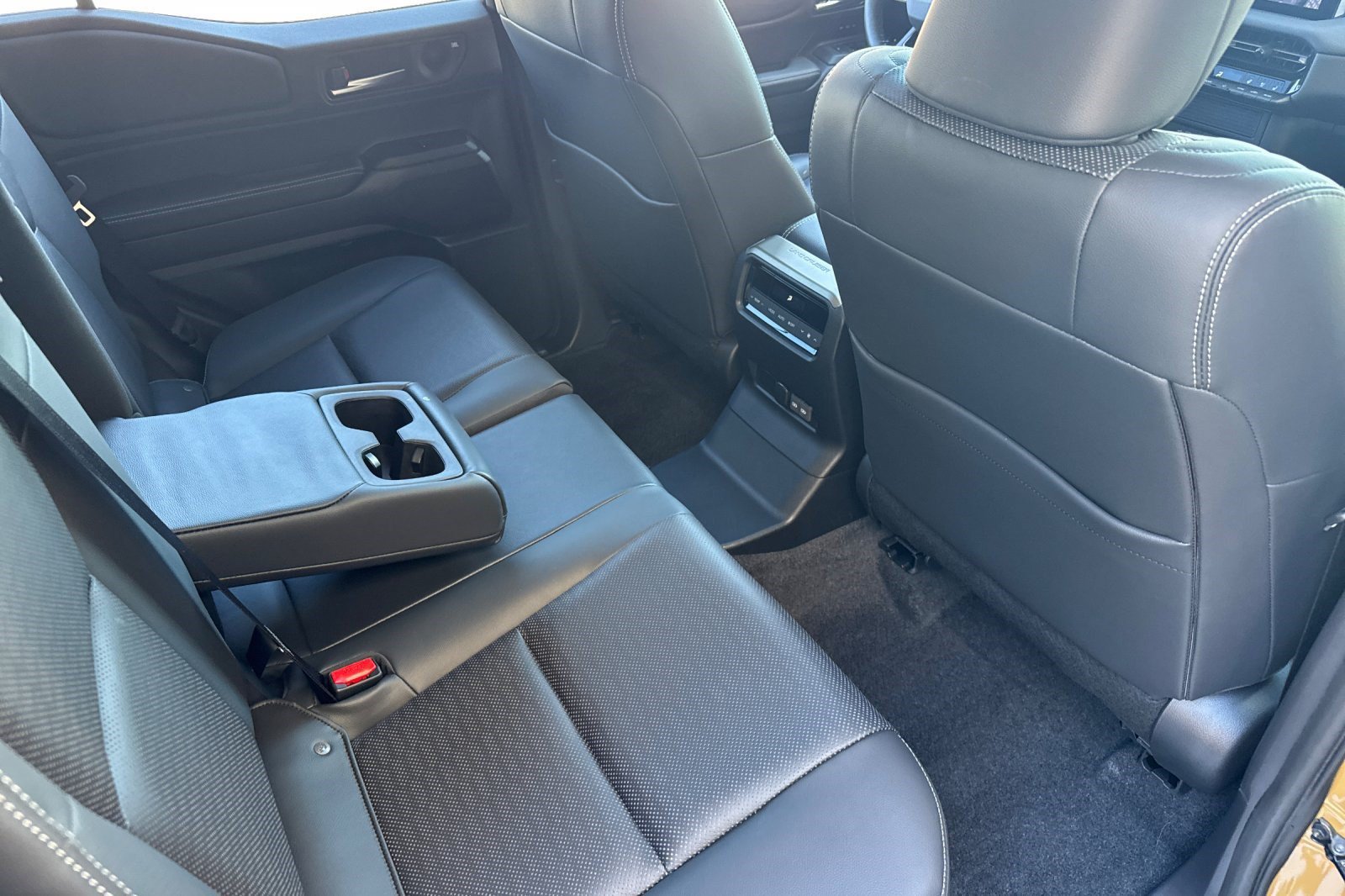 Used 2025 Toyota Land Cruiser w/ Premium Package AWD/4WD image 32