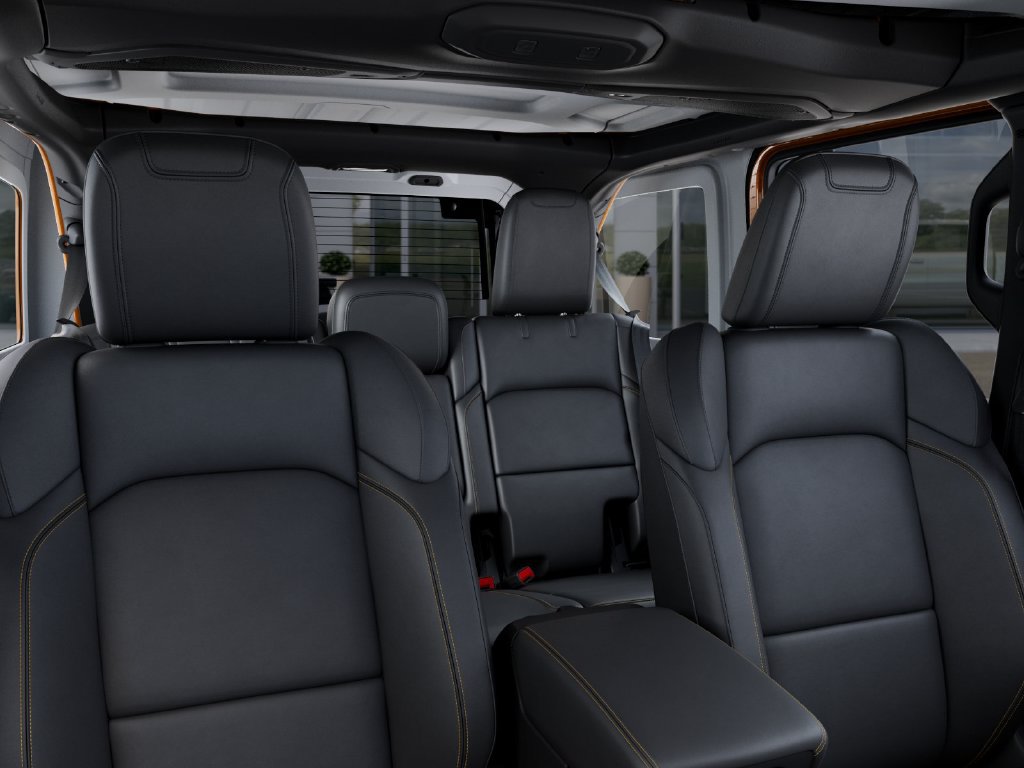 New 2026 Jeep Wrangler Unlimited Sahara AWD/4WD image 27
