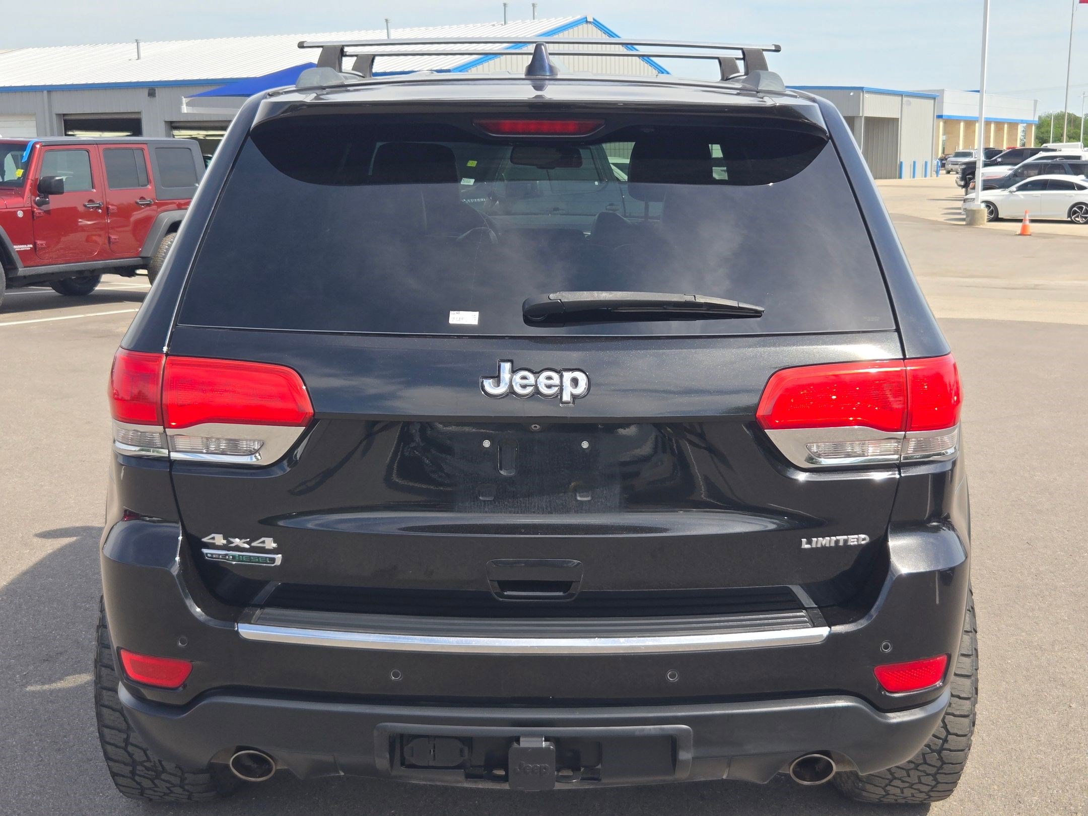 Used 2014 Jeep Grand Cherokee Limited w/ Luxury Group II AWD/4WD image 4