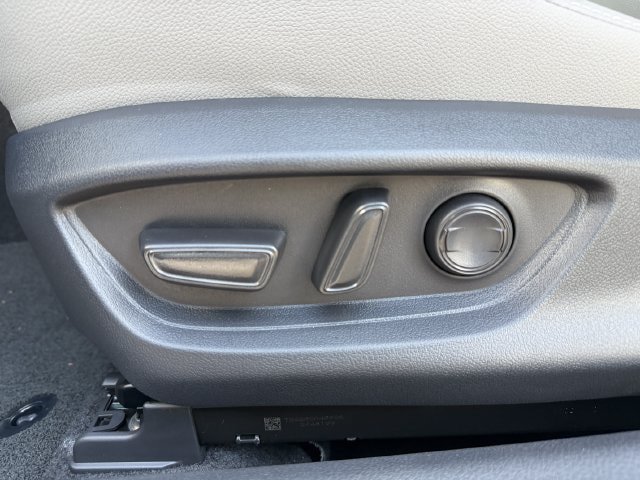 New 2026 Toyota Camry SE w/ Convenience Package FWD image 23