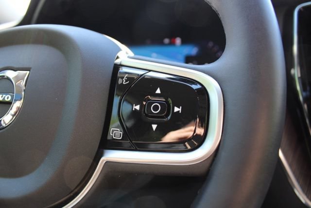 Certified 2023 Volvo XC60 B5 Ultimate AWD/4WD image 32