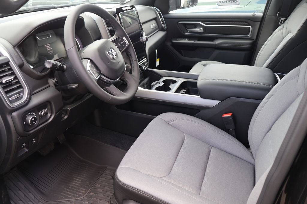 New 2026 RAM 1500 Big Horn AWD/4WD image 5