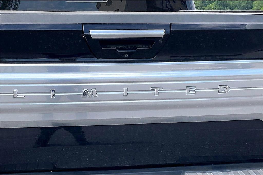 Used 2019 Ford F150 Limited w/ Trailer Tow Package AWD/4WD image 8