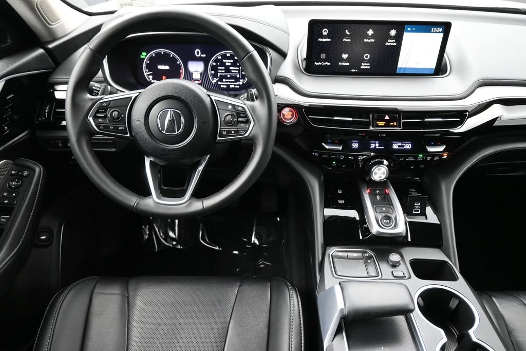 Used 2023 Acura MDX w/ Technology Package AWD/4WD image 8