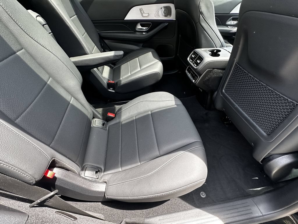 Certified 2025 Mercedes-Benz GLS 450 4MATIC image 18