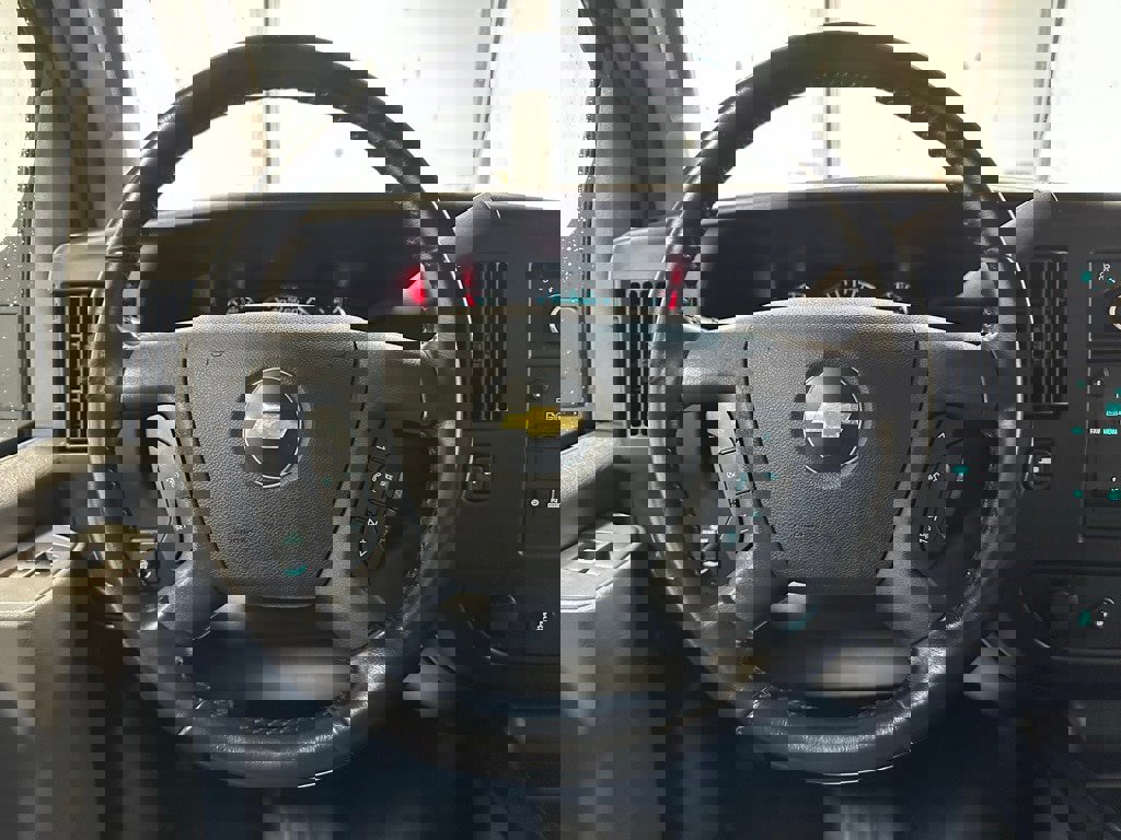 Used 2022 Chevrolet Express 3500 w/ Power Convenience Package image 19