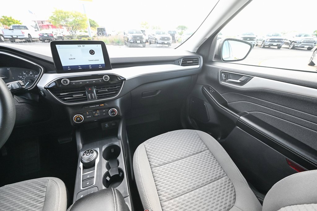 Certified 2022 Ford Escape SE image 32