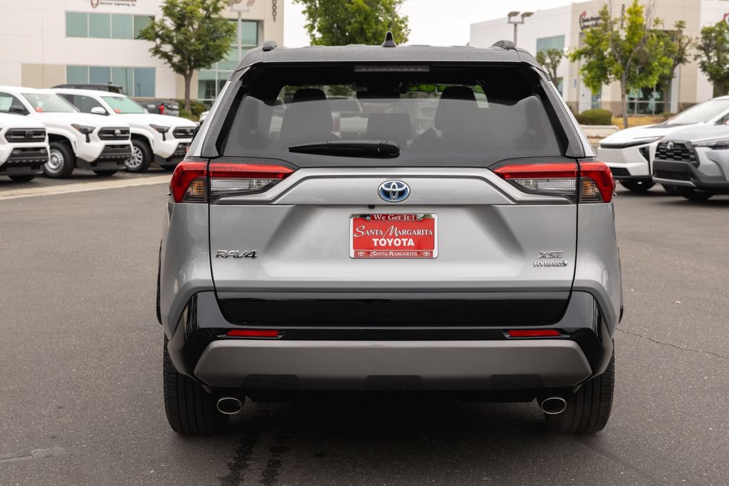 Certified 2020 Toyota RAV4 XSE w/ XSE Grade Weather Package AWD/4WD image 6