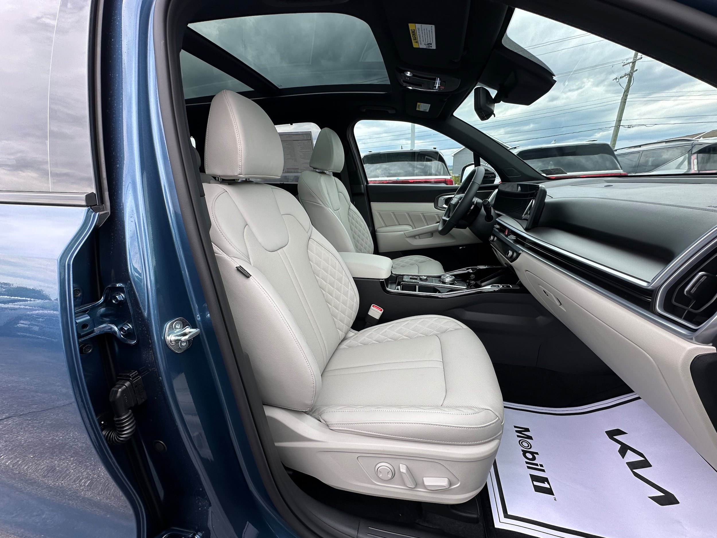 New 2026 Kia Sorento SX Prestige AWD/4WD image 24