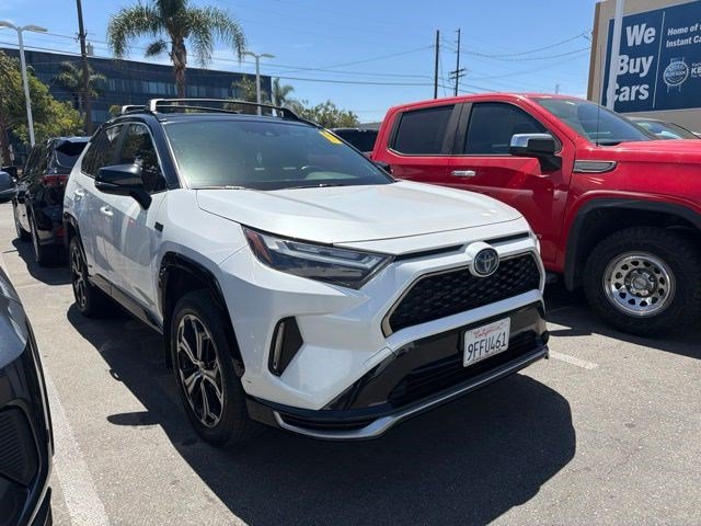 Used 2023 Toyota RAV4 XSE w/ Weather Package AWD/4WD image 3