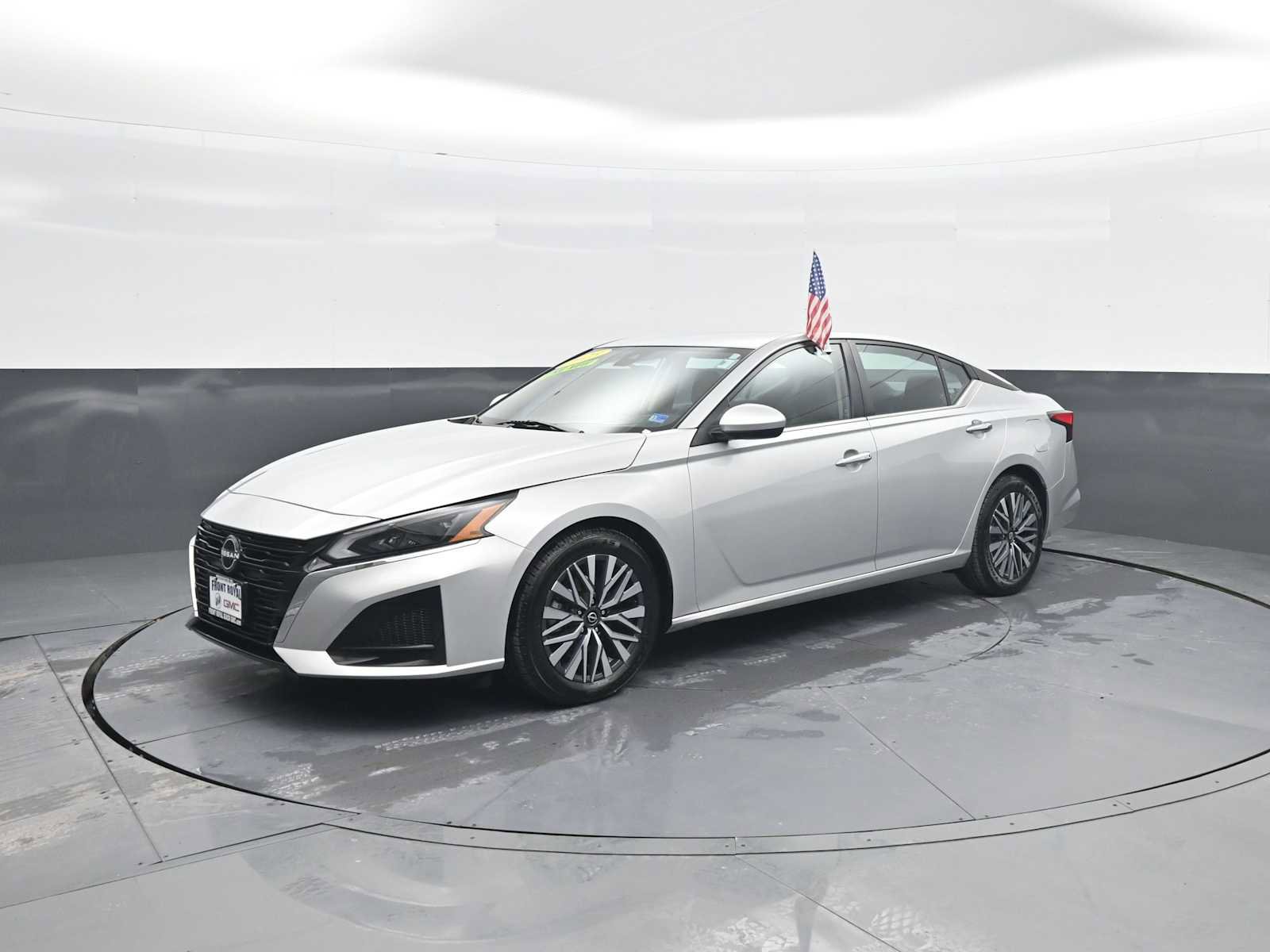 Used 2023 Nissan Altima 2.5 SV image 4