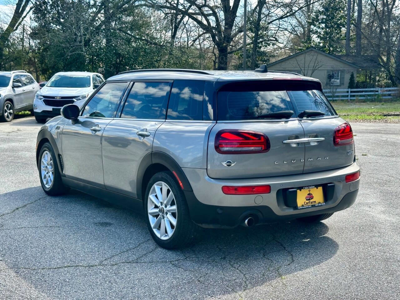 Used 2017 MINI Cooper Clubman image 5