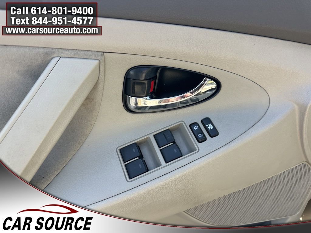 Used 2011 Toyota Camry LE w/ LE Extra-Value Pkg image 9