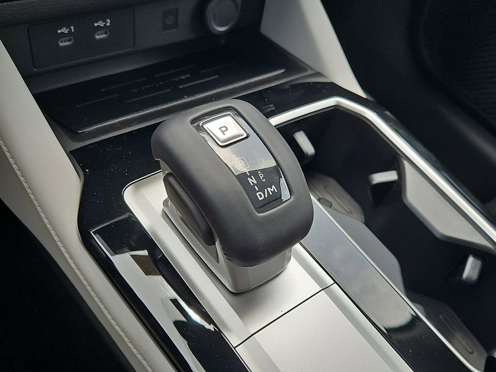 New 2026 Mitsubishi Outlander LE FWD image 30