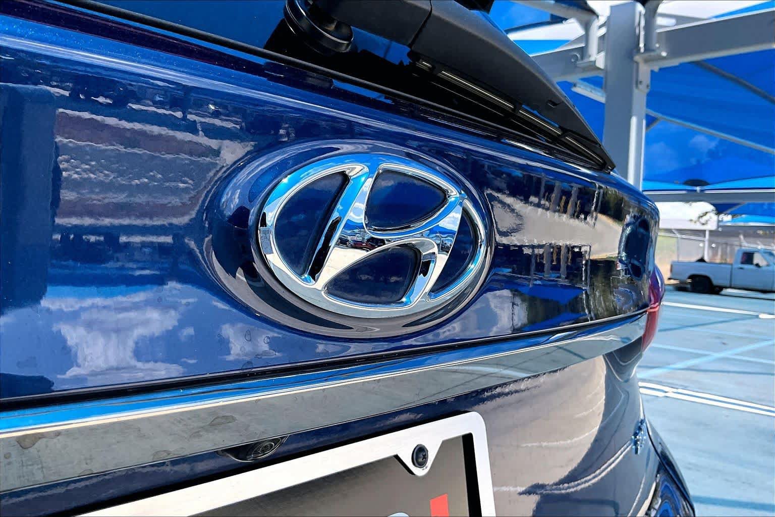 Used 2020 Hyundai Santa Fe Limited FWD image 30