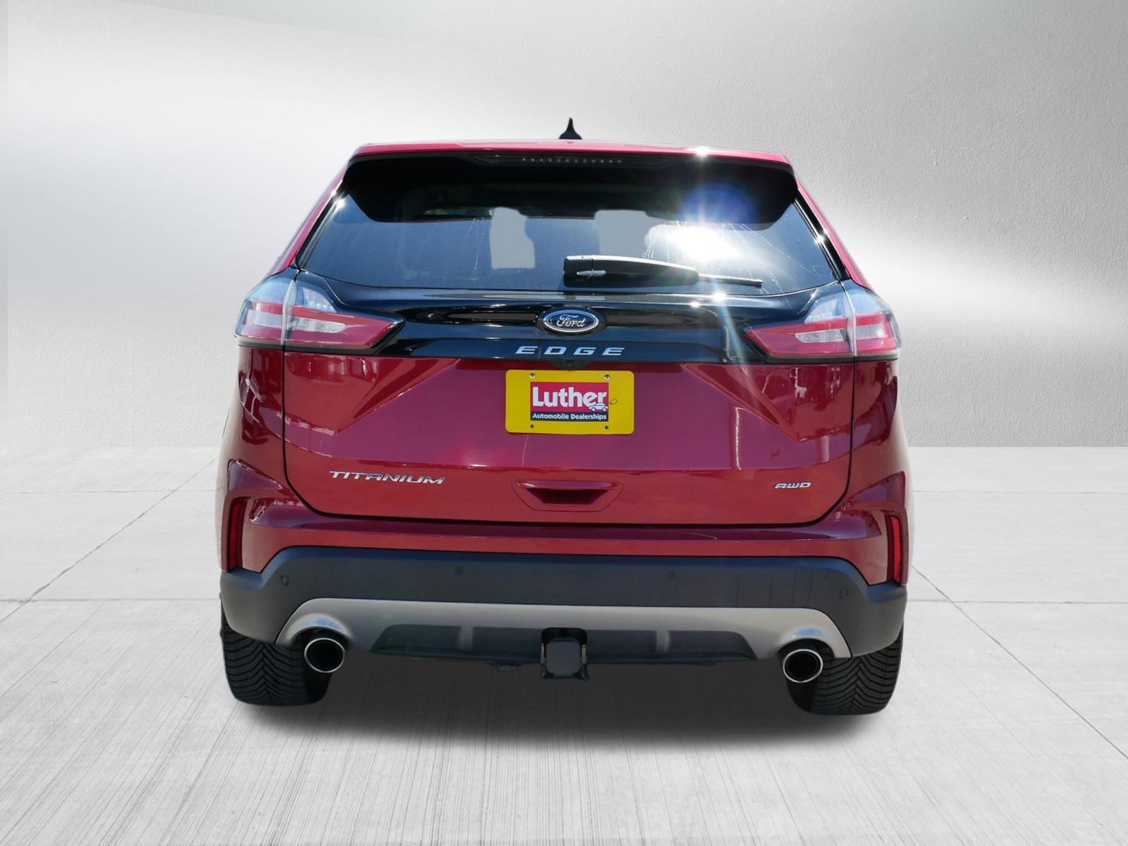 Used 2021 Ford Edge Titanium w/ Class II Trailer Tow Package AWD/4WD image 6