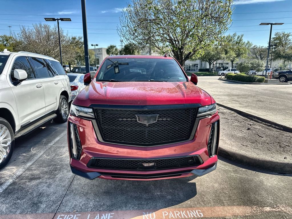 Used 2023 Cadillac Escalade V image 2