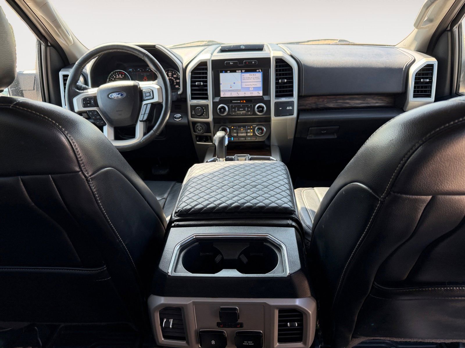 Used 2019 Ford F150 Lariat w/ Equipment Group 502A Luxury AWD/4WD image 8