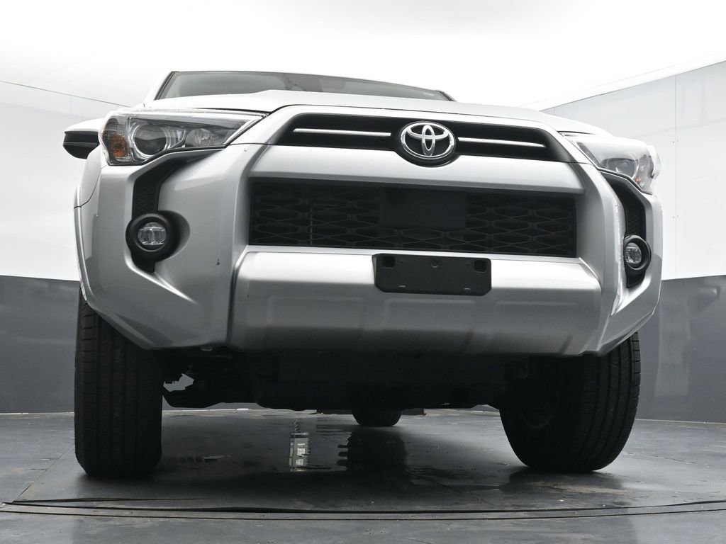 Used 2024 Toyota 4Runner TRD Off-Road AWD/4WD image 19