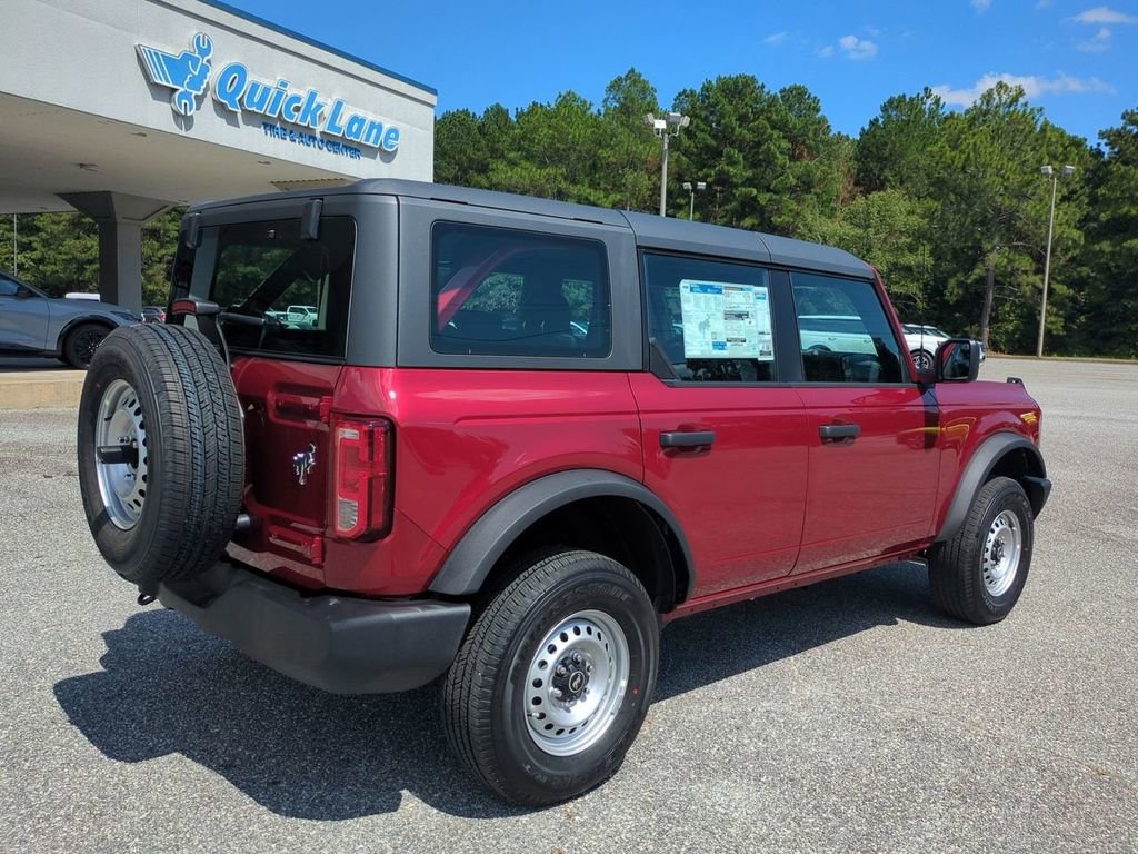 New 2025 Ford Bronco 4-Door image 4