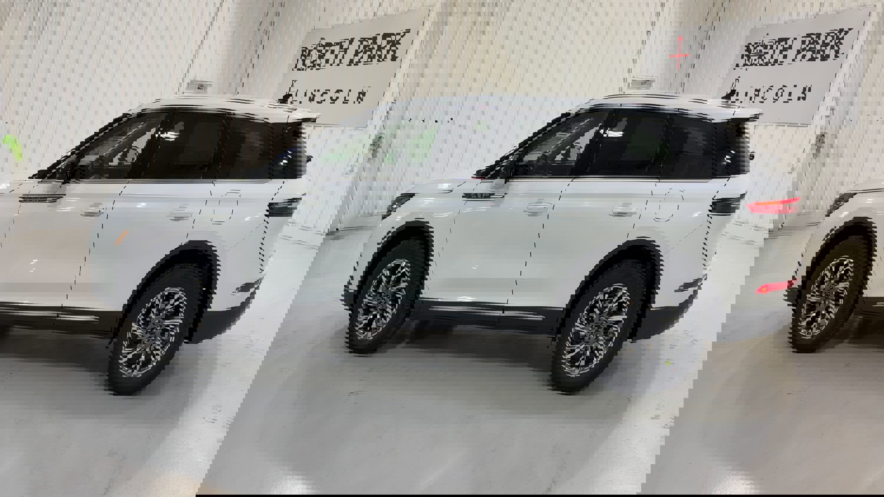 New 2026 Lincoln Corsair Premiere image 7