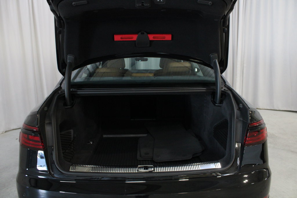 Used 2024 Audi A8 L 3.0T w/ Luxury Package AWD/4WD image 30